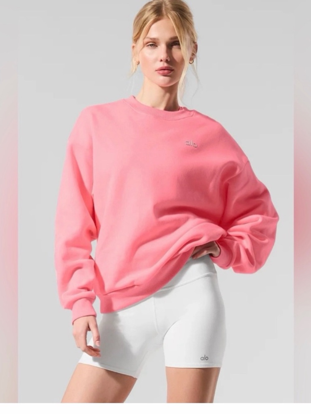 ALO Yoga Relaxed Crewneck Sweatshirt - Pink